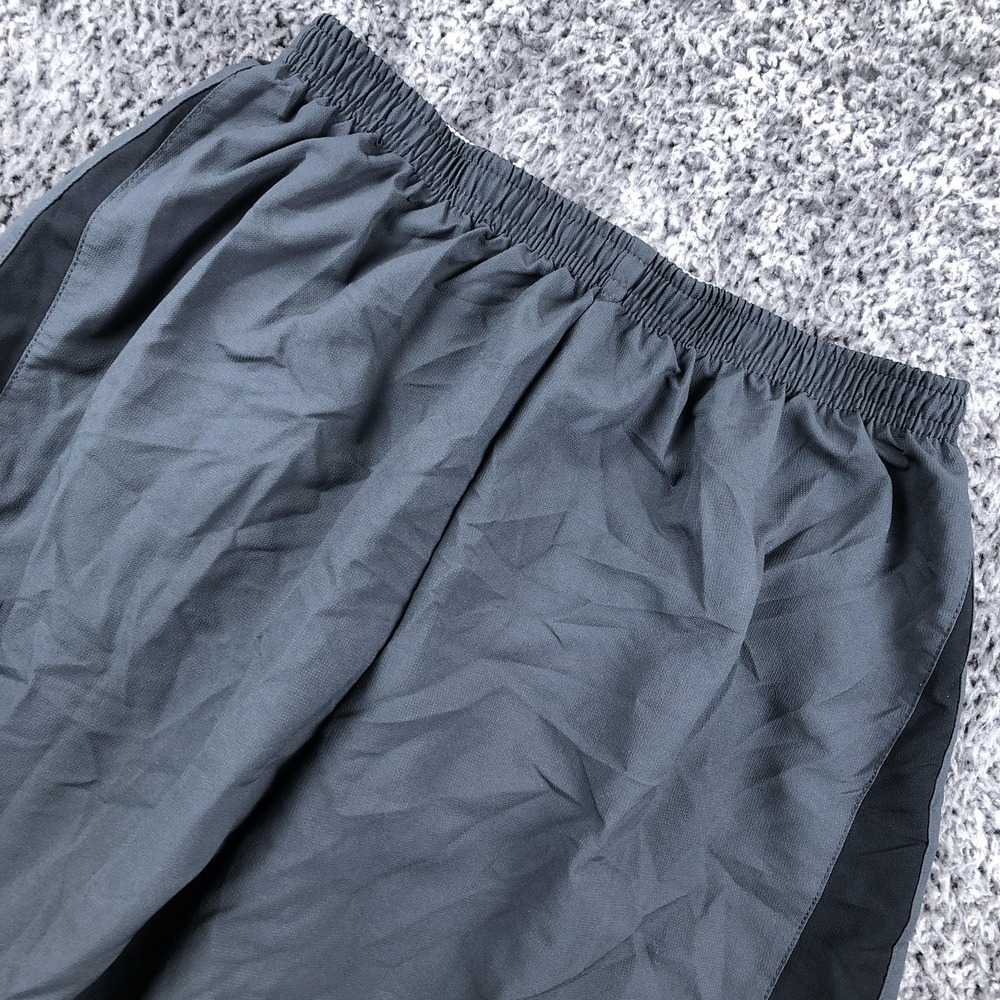 Nike Running Shorts‎ Mens Medium Gray Reflective 8" Inseam Training Gym